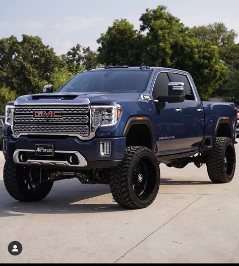 Chevrolet Trucks Silverado, Gmc Denali Truck, Denali Truck, Gmc 2500, American Pickup Trucks, Gmc Denali, Trucks Lifted Diesel, Custom Pickup Trucks, Lifted Chevy Trucks