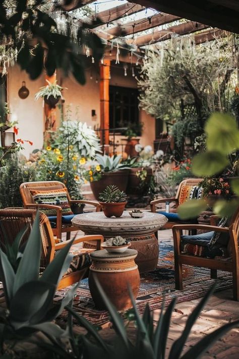 Southwest Patio Ideas for Your Cozy Outdoor Haven Desert Living Outdoor Spaces, Backyard Desert Oasis, Southwest Aesthetic Home, Covered Patio Decor Ideas, Southwest Patio Ideas, Desert Cottagecore, Southwest Outdoor Patio Ideas, Desert Aesthetic Decor, Southwest Cottage