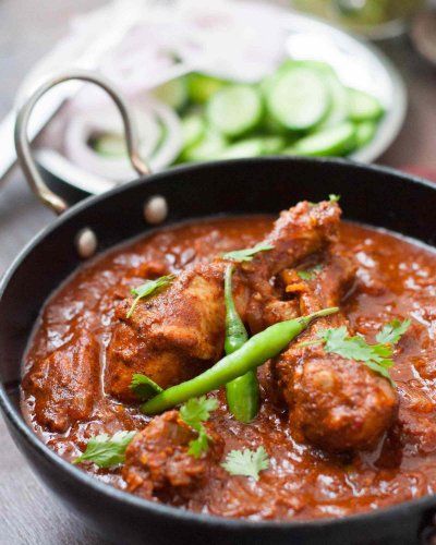 Goan Chicken Vindaloo Recipe Chicken Vindaloo Recipe, Creamy Chicken Curry, Vindaloo Curry, Vindaloo Recipe, Chicken Vindaloo, Kari Ayam, Vindaloo, Authentic Recipes, Banana Bread Recipes