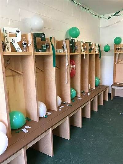 Soccer locker room decorations. Paper mache block letters. Spray paint, paint markers for names ... Locker Room Organization, Locker Room Ideas Sports, Football Locker Room Bedroom, Cheer Gym Lobby, Cheerleading Gym Design, High School Locker Room Decorations, Locker Room Decorations Soccer, Locker Room Design Sports, Softball Locker Room Ideas