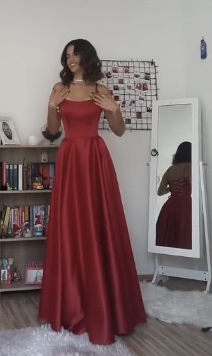 Deep Red Dress Prom, Red Formal Dress Silk, Red Dress Square Neckline, Cute Rehearsal Outfits Theatre, Elegant Simple Prom Dresses, Dark Red Grad Dresses, Simple Grad Dresses, School Dance Dresses Long, Grad Ball Dress