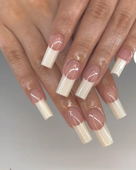 Low French Tip Nails, 90s French Tip, 90s French Tip Nails, Y2k French Tip Nails, 90s Nails, Wife Nails, Short Nail Art, French Tip Acrylic Nails, Really Cute Nails