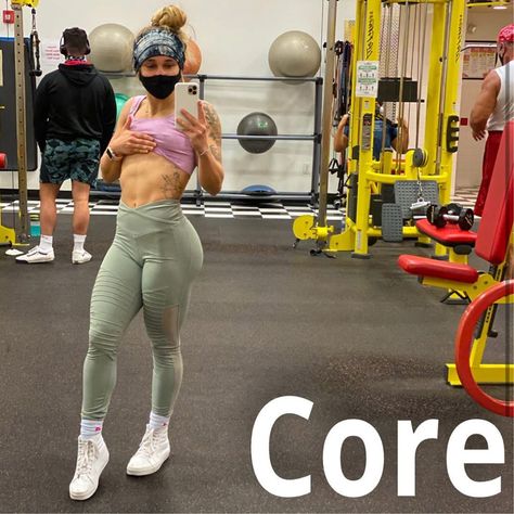 Jordyn Trenholm ♡ CPT on Instagram: “Happpy hump day!! And happy core day too! I always stress the importance of core training because it is essential to strengthen to help…” Jordyn Trenholm, Core Day, Core Training, Hump Day, Train, On Instagram, Instagram