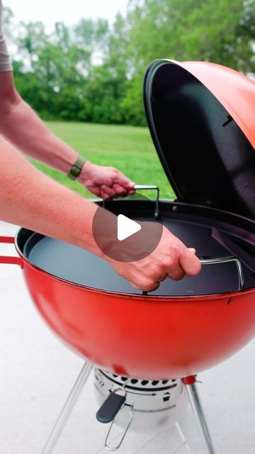 Kettle Bbq, Grilling Area, Weber Grills, Outdoor Grill Area, Weber Kettle, Kettle Grills, Outdoor Grilling, Bbq Ideas, Weber Grill