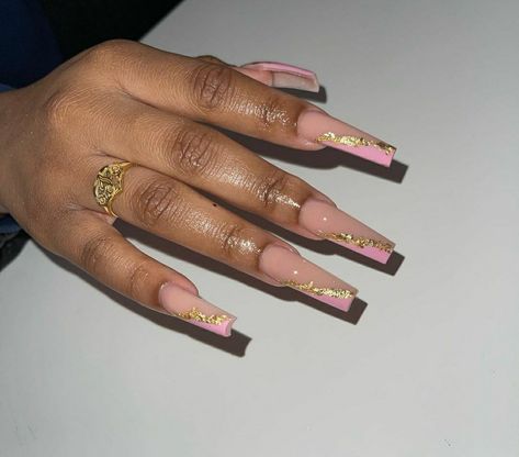 Nail Designs With Flakes, Gold Flake Nail Design, Pink And Gold Acrylics, Baby Pink And Gold Nails, Pink Nails With Gold Foil, Pink White And Gold Nails, Light Pink And Gold Nails, Gold And Pink Nails, Gold Flake Nails