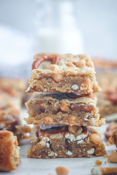 Peanut Butter Pretzel Butterscotch Blondies – 5 Boys Baker Sweet And Salty Desserts, Slow Cooker Flank Steak, Salty Sweet Desserts, Ground Beef Quesadillas, Butterscotch Blondies, Salty Desserts, Dump Cake Pumpkin, Slow Cooker Pumpkin, Peanut Butter Pretzel