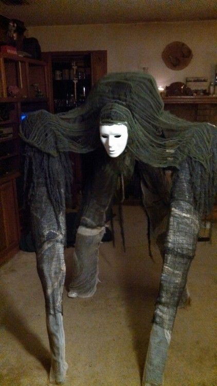 Scary Gory Halloween Costume Ideas, Scary Funny Halloween Costumes, Hallowen Costume Scary, Horrific Halloween Costumes, Creepy Halloween Ideas Costumes, Scary Costumes Halloween, Unsettling Halloween Costumes, Scary Halloween Ideas Costumes, Scary Horror Costumes