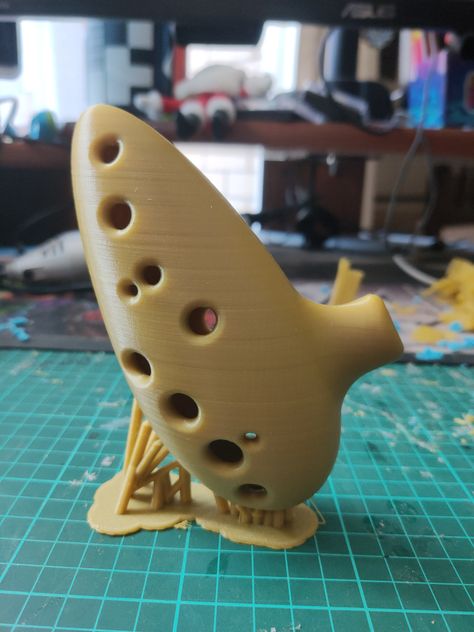 Updated 12 Hole Ocarina by RobSoundtrack - Thingiverse 3d Print Ideas, 12 Hole Ocarina, Modele Impression 3d, Cool 3d Prints, 3d Printer Art, 3d Printer Enclosure, Virtual Reality Art, 3d Tiskárna, 3d Printing Art