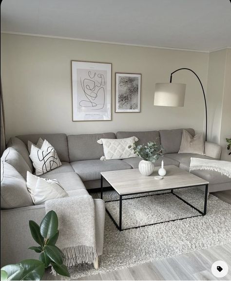 Grey Sofa Living Room, Grey Couch Living Room, Living Room Decor Gray, Apartment Living Room Design, Small Living Room Decor, Home Design Living Room, Living Room Decor Cozy, Apartment Decor Inspiration, Decor Home Living Room