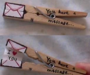 Clothespin Valentine Message Hadiah Valentine, Kerajinan Diy, 카드 디자인, Diy Valentines Gifts, Crafty Craft, Cute Crafts, Valentines Diy, San Valentino, Kids Crafts