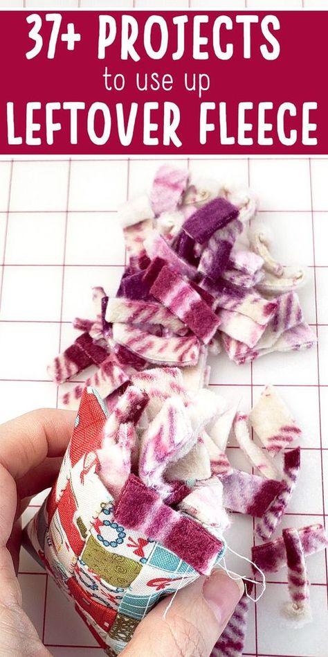 Fleece Diy, Flower Hacks, Fleece Sewing, Spring Sewing Projects, Fleece Sewing Projects, Fleece Crafts, Winter Sewing Projects, Fleece Projects, Fall Sewing Projects