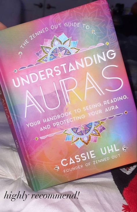 Books For Spiritual Awakening, Books About Spirituality, Spiritual Books For Women, Healing Books For Women, Spiritual Books Aesthetic, Aura Book, Spiritual Books To Read, Books On Spirituality, Best Spiritual Books