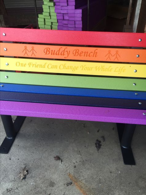 Buddy bench "One friend can change your whole life". Roudebushco.com. Email roudebush2@ yahoo for more info Friendship Bench Schools, Buddy Bench Ideas Schools, Friendship Bench, Buddy Bench, Kindness Club, Outdoor Murals, Teaching Empathy, Painted Benches, Playground Ideas