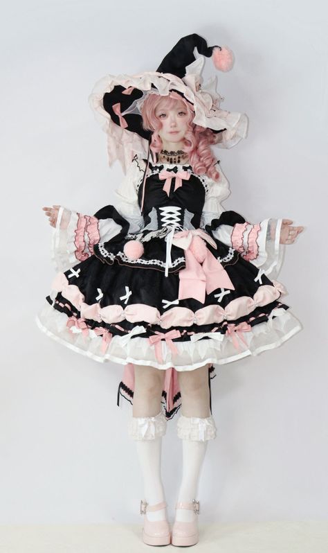 New Release:  The Newly Grown Witch #GothicLolita Full Set  ◆ Shopping Link >>> https://lolitawardrobe.com/the-newly-grown-witch-gothic-lolita-full-set_p8380.html Lotia Fashion Goth, Kawaii Witch Costume, Ironmouse Outfit, Gothic Clown Outfit, Witch Costumes Aesthetic, Cute Witch Outfits, Space Outfit Ideas, Witch Outfits Aesthetic, Witch Aesthetic Clothes