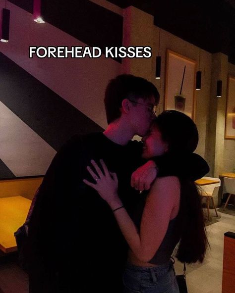 Repost from TikTok Forehead Kiss Picture Couple, Boyfriend Girlfriend Pictures, Love Dp, Girlfriend And Boyfriend Goals, Boyfriend Kissing, Cute Kiss, Kiss Pictures, Guy Best Friend, Forehead Kisses