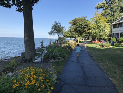 If you’re looking for a slow-paced and peaceful family vacation on the lake, make plans to visit Lakeside, Ohio, a perfectly picturesque town on Lake Erie where there is a little something for everyone in the family! Thanks to Lakeside Chautauqua for sponsoring this post. How to Plan a Kid Friendly Trip to Lakeside, Ohio: … Lakeside Marblehead Ohio, Lakeside Ohio, Marblehead Ohio, Put In Bay Ohio, Peaceful Family, Marblehead Lighthouse, Sand Volleyball Court, Road Trip Places, Summer Loving