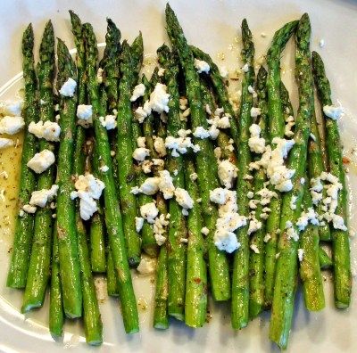 Lemon Vinagrette, How To Make Asparagus, Mashed Red Potatoes, Sides For Chicken, Grilled Asparagus Recipes, Asparagus Recipes Baked, Feta Cheese Recipes, Roast Vegetables, Lemon Asparagus