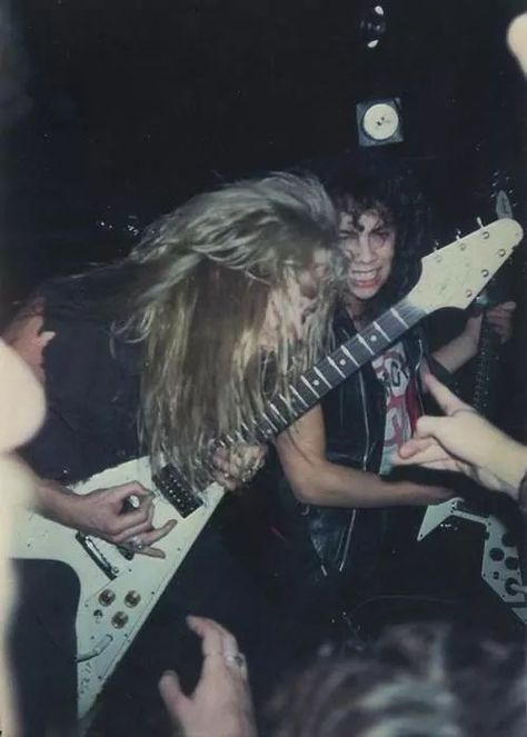 James Hetfield and Kirk Hammett Metallica Aesthetic, Metallica Concert, Esp Guitars, Rock Aesthetic, Ride The Lightning, Guitar Photography, Kirk Hammett, Concert Aesthetic, James Hetfield