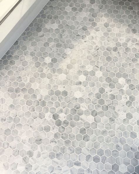 Mosaic Floor Tile Bathroom, Mosaic Shower Floor Tile, Travertine Cladding, Mosaic Shower Floor, Cloe Tile, Slate Veneer, Slate Cladding, Cladding Tiles, Cladding Stone