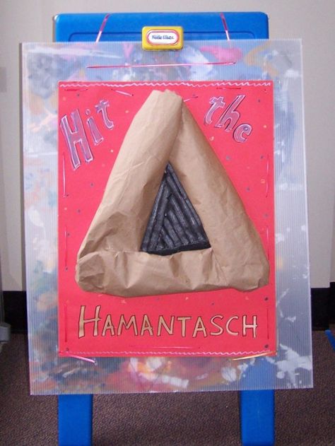 Hit the Hamantasch game for Purim (bean bag fillings, giant cookie target) Purim Crafts Preschool, Purim Preschool, Purim Crafts, Purim Ideas, Jewish Preschool, Purim Party, Party Stations, Purim Costumes, Feasts Of The Lord