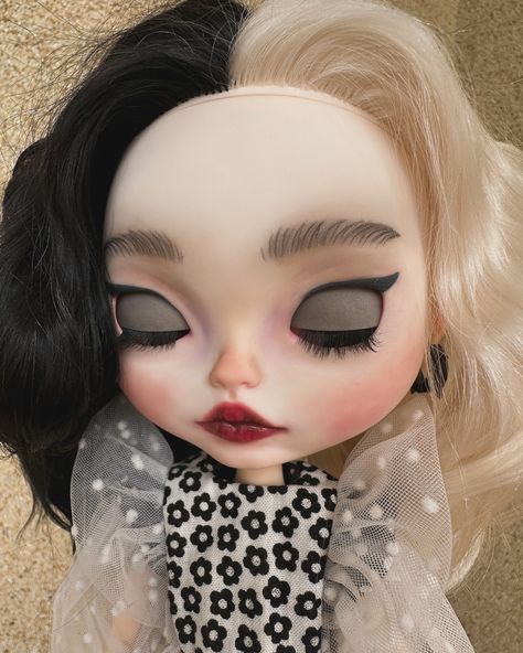 Eyelids 🩶 #blythe#blythedoll#customblythedolls#blytheforadoption#blytheworld#instablythe#blytheooak#blythecollector Custom Blythe, April 7, Blythe Doll, Blythe Dolls, Dolls, On Instagram, Instagram