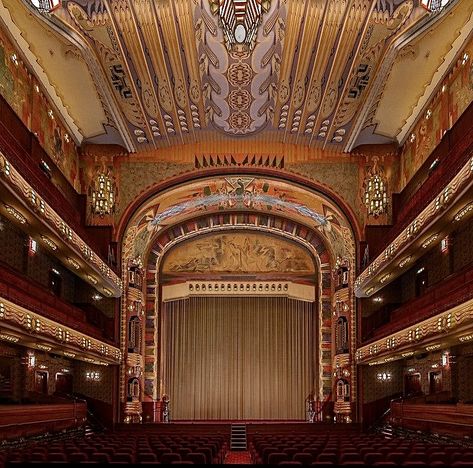 Historic Theater, Art Deco Ideas, Theatre Interior, Amsterdam School, Edith Piaf, Josephine Baker, Mata Hari, West Art, Theatre Stage