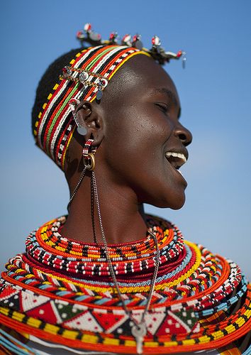 Samburu woman, Kenya. By Eric Lafforgue. Like the Maasai, women wear colorful beaded necklaces. The number of necklaces is a sign of wealth, often given as dowry. Woman Profile, Eric Lafforgue, Afrikaanse Kunst, Afrikaanse Mode, Female Profile, Art Africain, We Are The World, Maasai, Colorful Jewelry