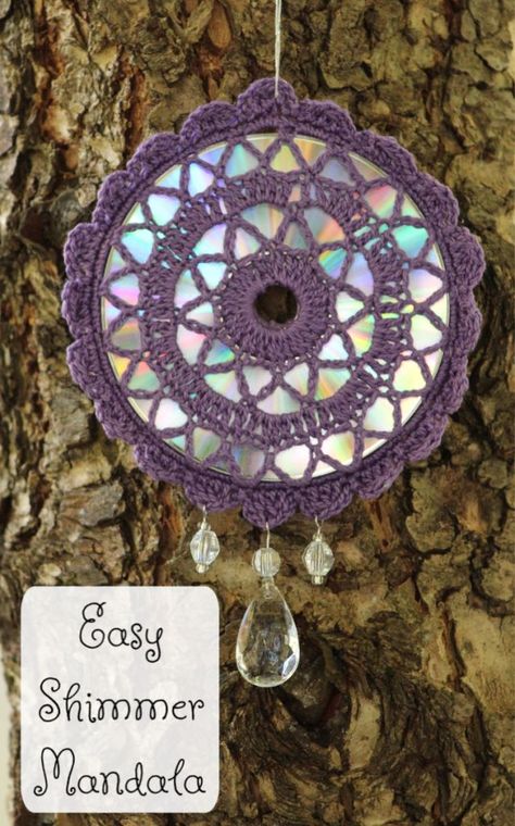 Easy Shimmer Mandala - Celtic Knot Crochet Celtic Knot Crochet, Motif Mandala Crochet, Crochet Dreamcatcher Pattern, Enchanting Garden, Crochet Dreamcatcher, Crochet Wall Hangings, Crochet Mandala Pattern, Crochet Mandala, Crochet Home