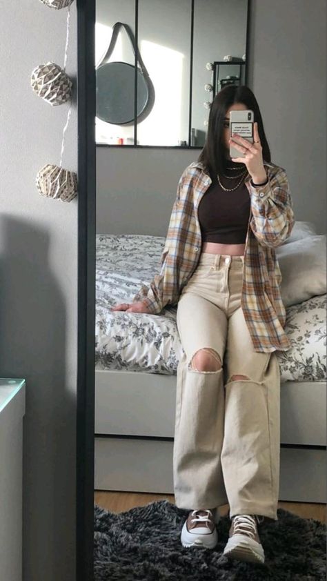 Outfits Primavera, Casual College Outfits, Korean Casual Outfits, Trending Pins, Snapchat Funny, Everyday Fashion Outfits, Casual Day Outfits, Quick Outfits, Easy Trendy Outfits