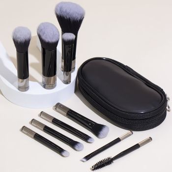 Portable ON THE GO Makeup Brush Set On The Go Makeup, Brush Pouch, Light Brush, Makeup Brush Bag, Mascara Brush, Mini Makeup, Baby Shampoo, Eyebrow Brush, Brush Kit