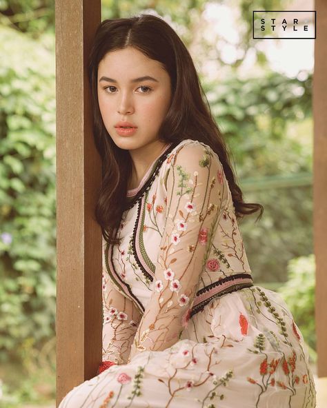 2,680 Likes, 11 Comments - Star Style PH (@starstyleph) on Instagram: “"[My family and I are] all the same in terms of having strong personalities. But in terms of…” Claudia Barretto, Strong Personality, Star Style, Feminine Beauty, Girl Crush, Personalities, My Family, Star Fashion, Kimono Top