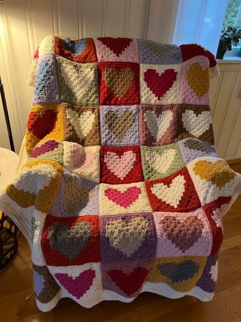 Mode Crochet, Crochet Blanket Designs, Granny Square Blanket, Fun Crochet Projects, Crochet Diy, Diy Crochet Projects, Free Crochet Patterns, Blanket Designs, Crochet Granny