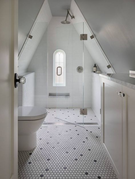 Loft Bathroom Ideas Sloped Ceiling, Attic Bathroom Ideas Slanted Ceiling, Tiny Attic Bathroom, Slanted Ceiling Bathroom, Loft Bathroom Ideas, Sloped Ceiling Bathroom, Attic Bathrooms, Attic Shower, Attic Bathroom Ideas