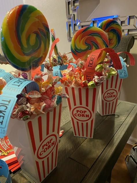 Carnival Theme Candy Table, Circus Themed Party Ideas, Inside Carnival Birthday Party, Carnival Theme Party Table Set Up, Popcorn Birthday Party Theme, Snack Centerpieces Parties, Circus 5th Birthday Party, Circus Candy Table, Birthday Carnival Ideas