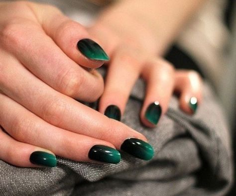 Some folks wear kilts to show their St. Patrick’s Day spirit, while others don big-buckled shoes and red beards as a sign of Celtic pride. But here at Brit + Co., we celebrate the Irish holiday with nail art! And really, the traditional greens and golds of St. Paddy’s Day lend themselves to some seriously chic looks—shamrock embellished or not! Believe us: these 16 manis are the ones to flash as you raise your Guinness sky high. Sláinte! Chrismas Nail Art, Buckled Shoes, Latest Nail Colours, Metallic Nails Design, Dark Nail Designs, Black Ombre Nails, Ombre Nail Art Designs, Celtic Pride, Wedding Nail Art Design