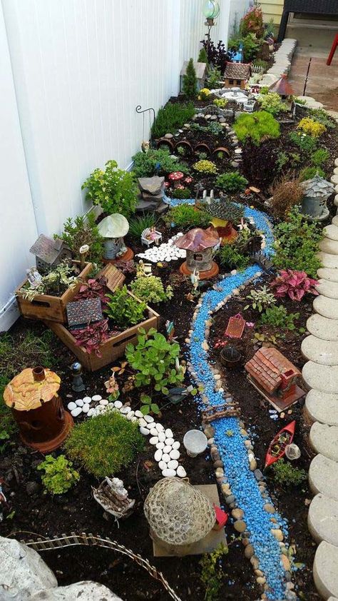 100+ Best DIY Fairy Garden Ideas for 2021 | Decor Home Ideas Fairy Garden Ideas Diy, Fairy Garden Pots, Funny Vine, Jardim Diy, Fairy Garden Plants, Fairy Garden Crafts, Fairy Garden Designs, Tanah Liat, Mini Fairy Garden