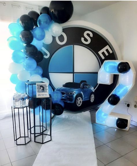 Audi Birthday Party, 18th Birthday Car Decorations Surprise, Mercedes Birthday Party, Bmw Themed Birthday Party, Mercedes Themed Party, Luxury Car Party Theme, Bmw Birthday Party Ideas, Bmw Decorations Birthday, Birthday Theme Decoration