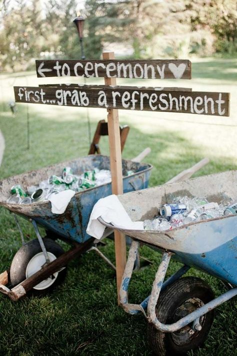 Stella York, Rustic Wedding Diy, Summer Wedding Outdoor, Drink Station, Outdoor Wedding Decorations, Outside Wedding, Rustic Country Wedding, Wedding Event Planning, Wedding Magazine