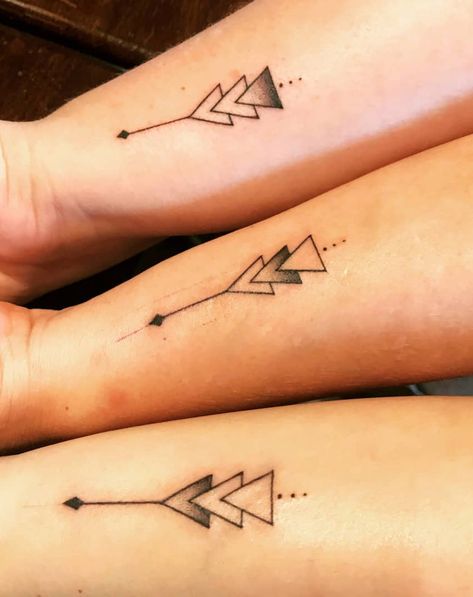 3 Sister Tattoos, Siblings Tattoo For 3, Tattoo Friends, Matching Tattoos For Siblings, Sisters Tattoo, Brother Tattoos, Matching Sister Tattoos, Triangle Tattoos, Sibling Tattoos