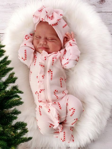 Christmas Baby Girl Outfits, Newborn Holiday Outfits, Newborn Christmas Onesie, Christmas Baby Outfits, Baby Christmas Outfits, Baby Girl First Christmas, Newborn Christmas Outfit, Pink Candy Cane, Winter Newborn