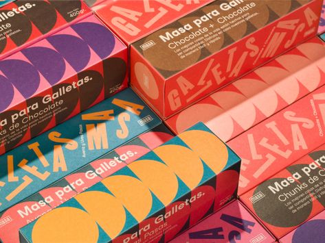 The basic geometric figures are reminiscent of the shapes of baked cookies and cookie dough, the color is energetic and fun, and looks to express the joy of baking for one self or the whole family. Cookie Branding, Bold Packaging, Fun Packaging, Food Plates, Unique Cookies, Collateral Design, Bakery Packaging, Banana Chips, Cookie Packaging