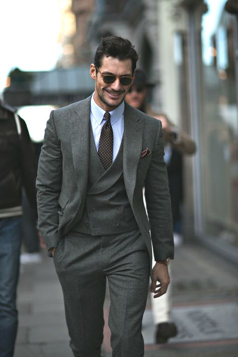 gentlemenzone:  On point. Follow GZ for more stylish gents. Tweed Groom, Wedding Suits Men Grey, Terno Slim Fit, Suits Men, Mens Fashion Smart, Tuxedo Blazer, Party Suits, Tweed Suits, Men’s Suits