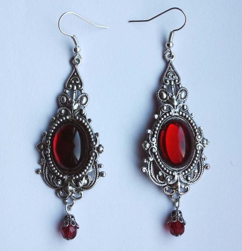 . Vampire Earrings, Vampire Jewelry, Victorian Vampire, Victorian Accessories, Goth Accessories, Earrings Gothic, Victorian Goth, Gothic Earrings, Gothic Accessories