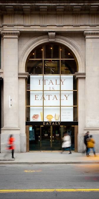 Eataly NYC Nyc Date Ideas, Eataly Nyc, Nyc Date, Nyc Bucket List, Unique Date Ideas, Ny Trip, Travel Wishlist, Nyc Restaurants, Date Ideas