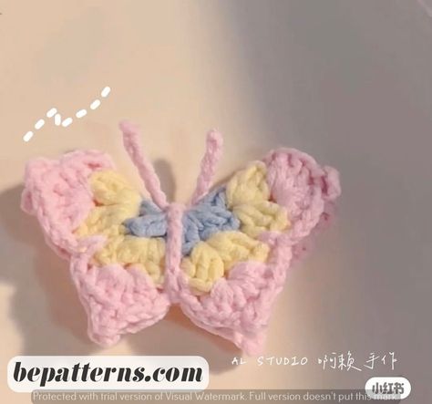 Aesthetic and Easy Crochet Butterfly | Free Beginner Patterns Easy Crochet Butterfly, Crochet Butterfly Applique, Butterfly Crochet Pattern, Yarn Toys, Crochet Butterfly Free Pattern, Beginner Patterns, Small Crochet Gifts, Simpul Makrame, Butterfly Crochet