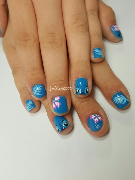 "STITCH" Nail Art by JaeMarie2008, done on my stepdaughter 's nails Aby❤ Nail Art Designs Stitch, Gel Nail Designs Stitch, Nails Stitch Disney, Cute Nail Designs Disney, Nails Stitches Design, Cute Stitch Nail Designs, Disney Nail Color Ideas, Stitch Nails Disney Short, Nail Art Stitch Disney