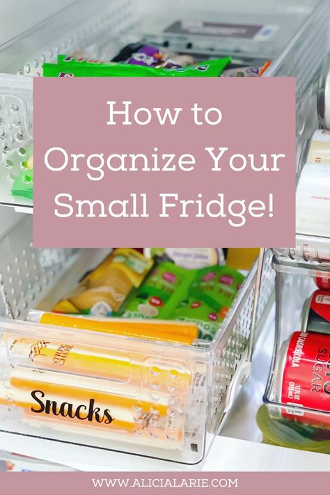 Organized Refrigerator, Small Fridge, Organizational Hacks, Diy Organizer, Small Fridges, Refrigerator Organization, Diy Kitchen Storage, Fridge Organization, Kitchen Storage Solutions