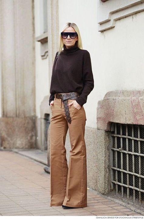 Celine Aagaard, Fall Office Outfits, Look Office, Outfit Chic, Stil Inspiration, Brown Pants, Pantalon Large, 가을 패션, Mode Vintage