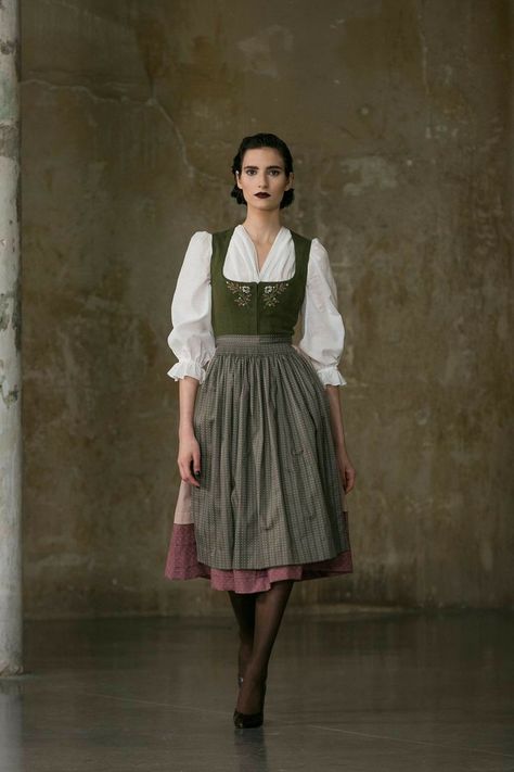 Germany Clothes, German Traditional Clothing, Traditional German Clothing, German Traditional Dress, Bridal Dirndl, German Costume, German Outfit, 1960s Outfits, Dirndl Blouse