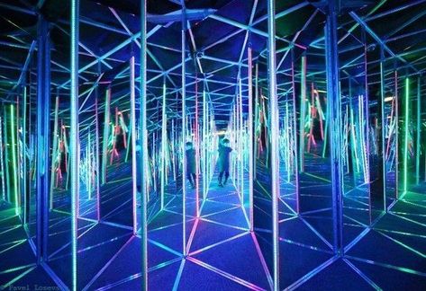 House of mirrors/Mirror maze. House Of Mirrors, Mirror Maze, Fifth Dimension, Mirror Installation, Mirror Room, Hall Of Mirrors, Infinity Mirror, Mirror House, Art Installation